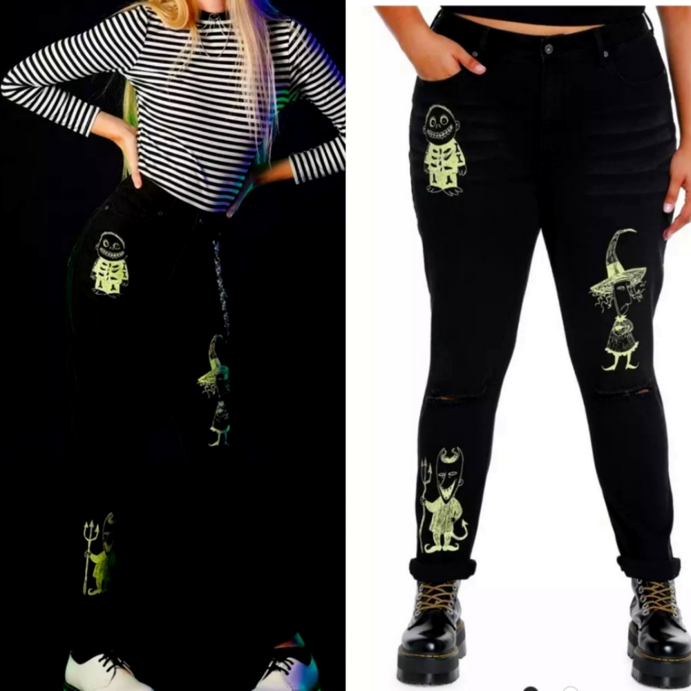 Disney Her Universe The Nightmare before Christmas High Rise Black Mom Jeans NWT